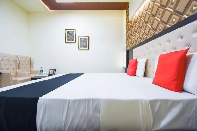 Hotel Ravi Residency Jalandhar Exterior photo